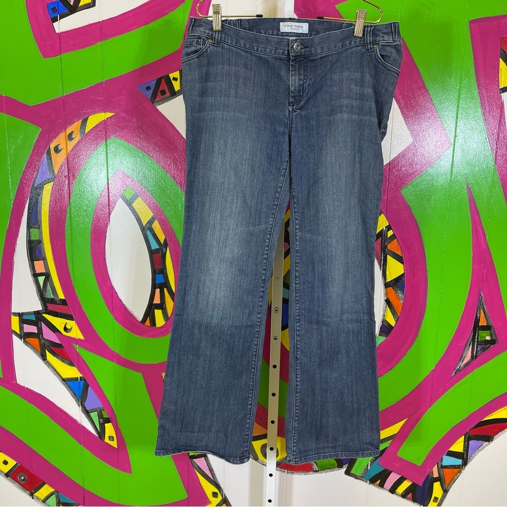 Liz Lange Maternity, Wide Leg Jeans. Size 8. In excellent condition!